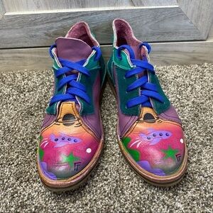 Hand Painted Kids Airplane Lace Ups 4.5 Unisex